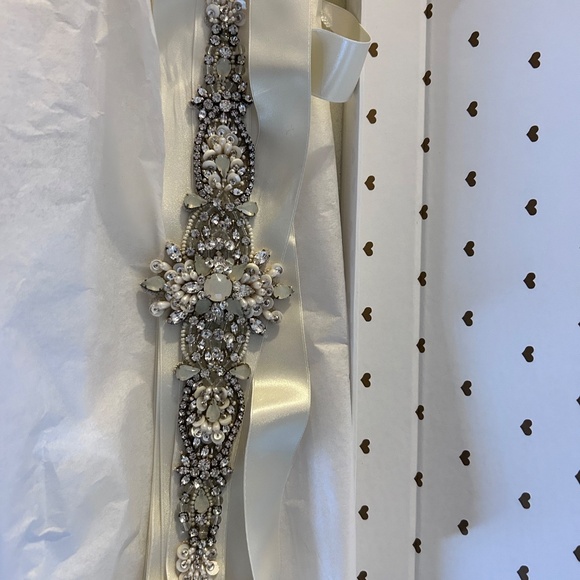 Bridal Sash with Beautiful Gem Stones and Satin Ribbon - Picture 2 of 4